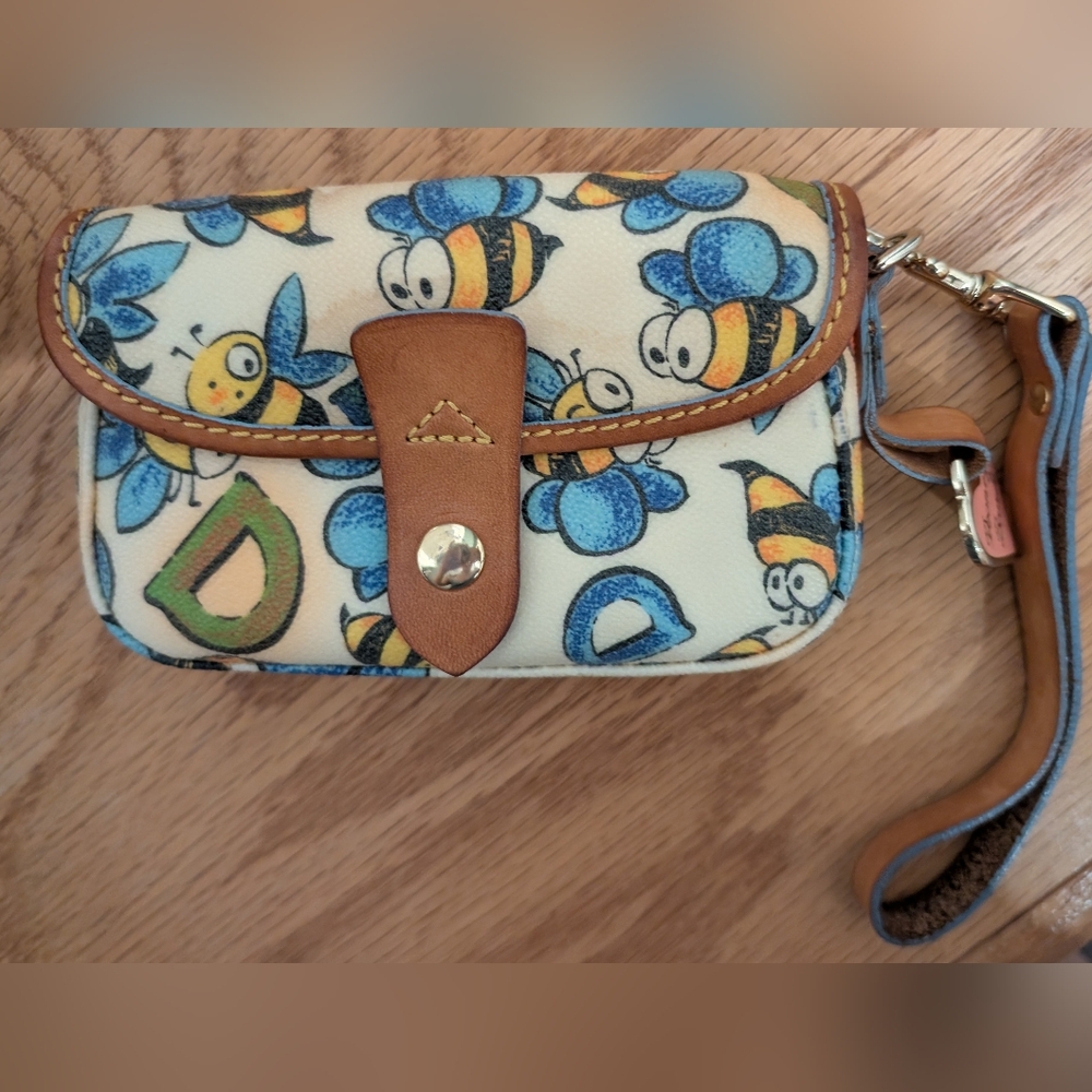 Vintage Dooney & Bourke Wristlet